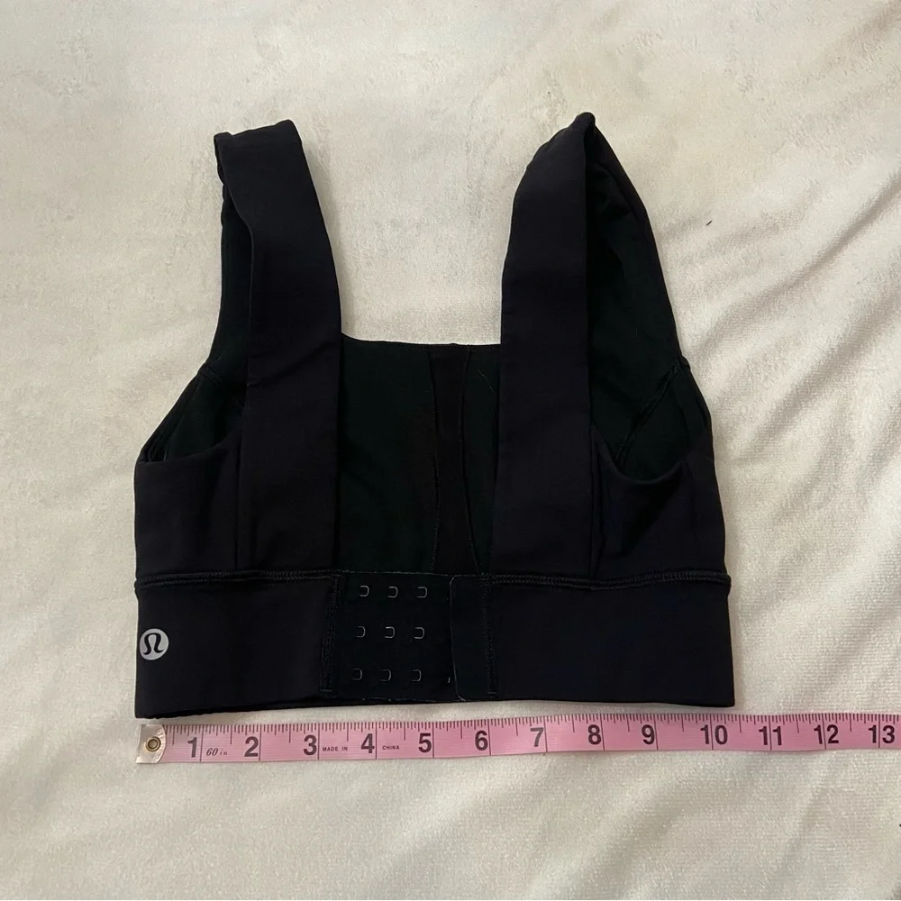 lululemon athletica sleek supportive